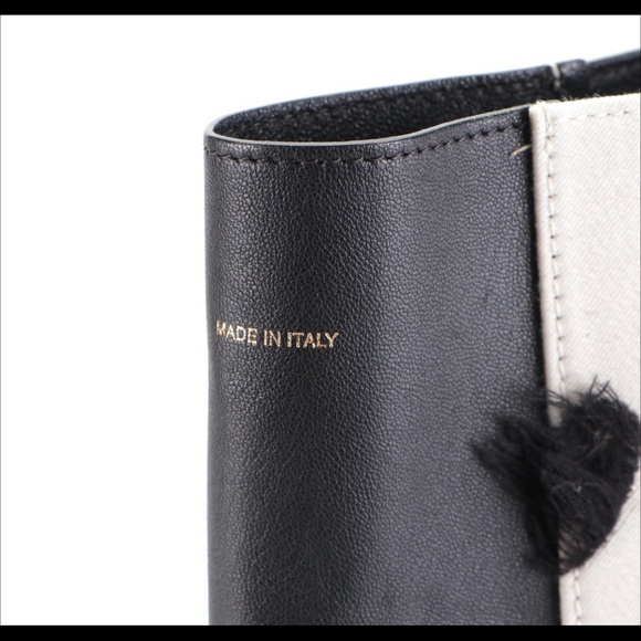 Celine Paris Authentic Lambskin Tote! Immaculate condition!  👛 - Picture 2 of 7